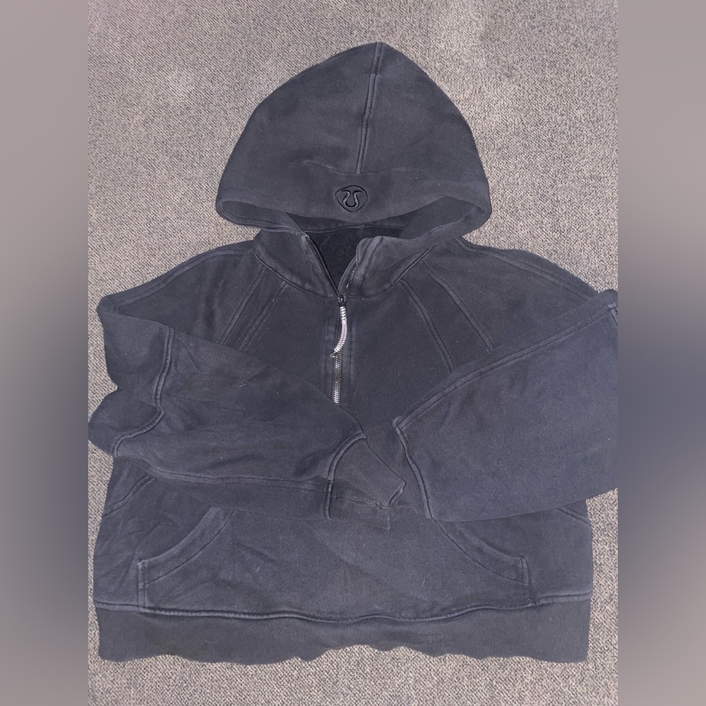Lululemon Cropped Black Scuba